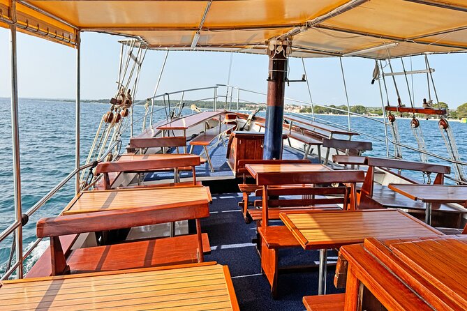 2-Hour Dolphin Guided Safari NP Brijuni from Fazana - Logistics That Make the Day Feel Easy