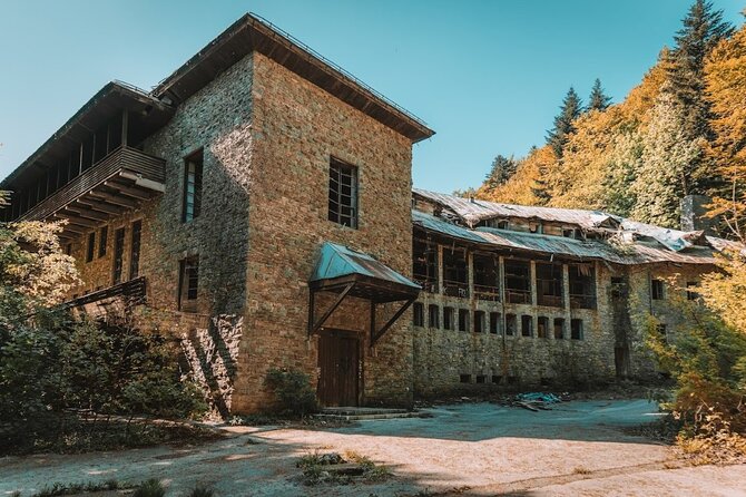 3,5 hours Guided Buggy Tour in Plitvice lakes - Zeljava Air Base and Tito’s Summer House area