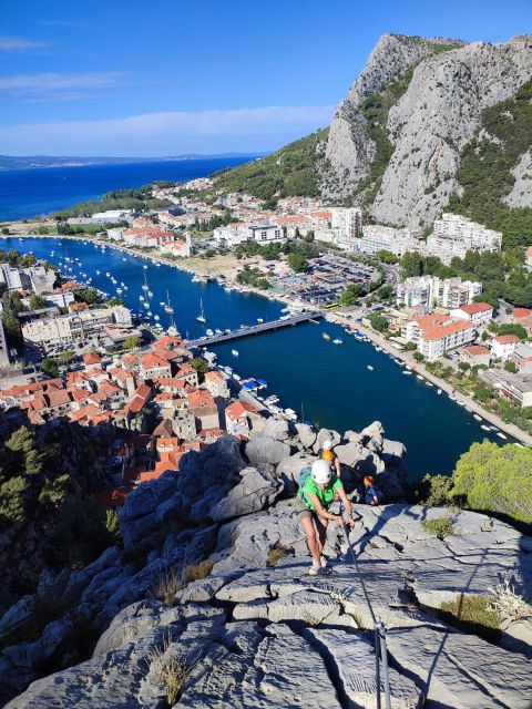3-Hour Via-Ferrata Adventure in Fortica Fortress - Following the ridge: the fixed-wire climb and its real difficulty