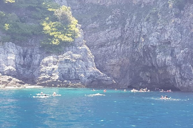 4h / 6h / 8h Elaphite Islands Tour with 6.5m/21FT SunDeck Boat - Fully customized means you get the right balance of swim, beach, and walking