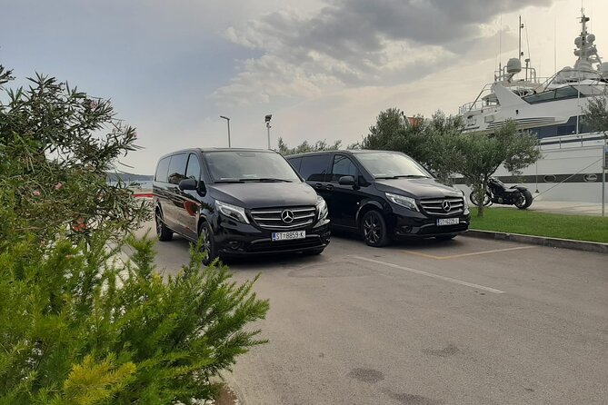 Airport shuttle - Who should book this shuttle in Split and beyond