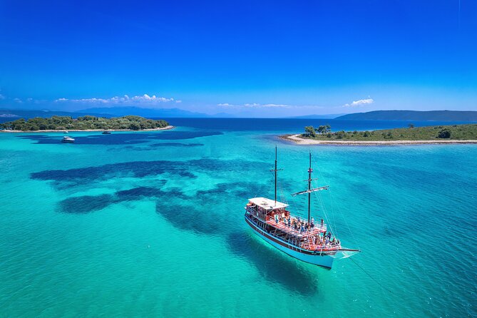 All-Inclusive Blue Lagoon & 3 Island Boat Tour with Food & Drinks - Maslinica on Šolta: breakfast cruise, village wander, and an easy first swim