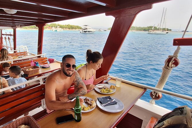 All-Inclusive Blue Lagoon & 3 Island Boat Tour with Food & Drinks - Snorkeling, floating gear, and small comfort wins that matter