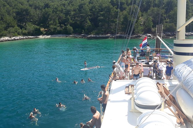 All Inclusive Brac and Solta islands swimming cruise - Who should book this Brac and Solta swimming cruise, and who should skip it