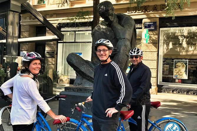 All of Zagreb Bike Tour - Where the tour starts, and how not to lose time