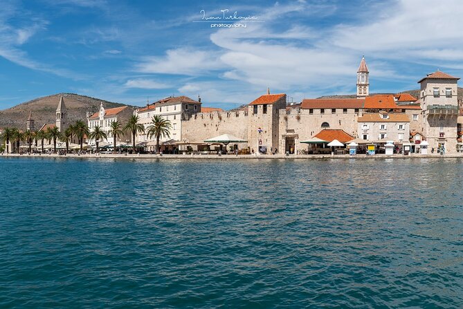 Best of Split & Trogir: Private VIP Tour with Local Guide - Saint Lawrence’s Cathedral: Romanesque-Gothic in layers