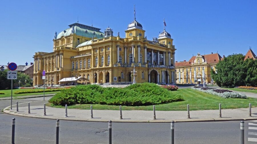 Best of Zagreb Walking Tour - Why a 3-hour loop beats aimless sightseeing