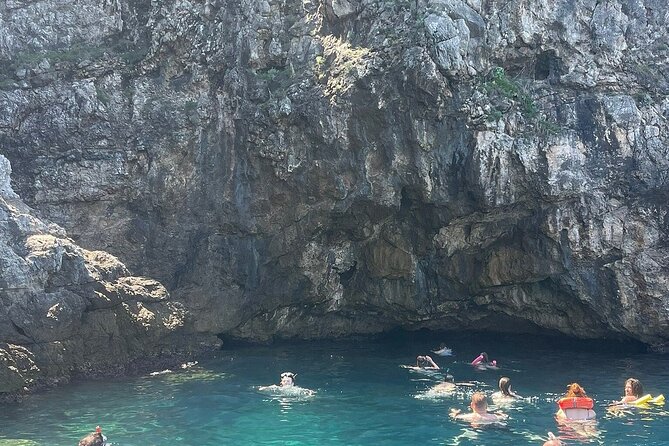 Blue and Green Cave Tour from Dubrovnik,private speed boats - Entering the day at Dubrovnik’s waterfront