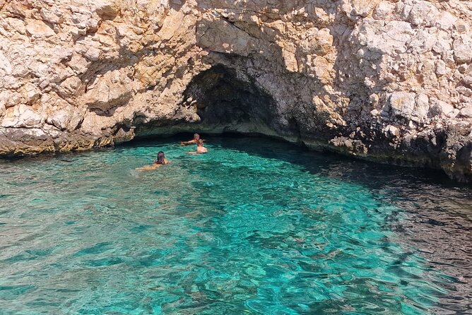 BLUE CAVE & 5 islands tour from Hvar - The Paklinski Otoci idea, and why the name is interesting