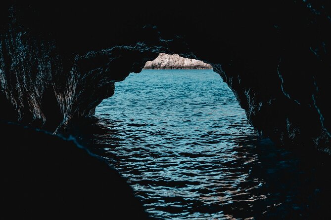 Blue Cave & 6 Islands Speedboat Tour From Split or Podstrana - Blue Cave: the star stop, ticket cost, and the swap plan