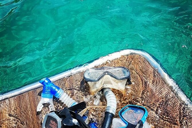 Blue Cave and caves Discovery Dubrovnik - Group Tour by Boat - Boat comfort, drinks, and sea-sickness realities