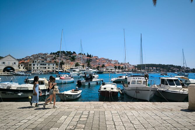 Blue cave and Hvar - 5 Islands speedboat tour from Split - Stop 4, Hvar for lunch and sightseeing time