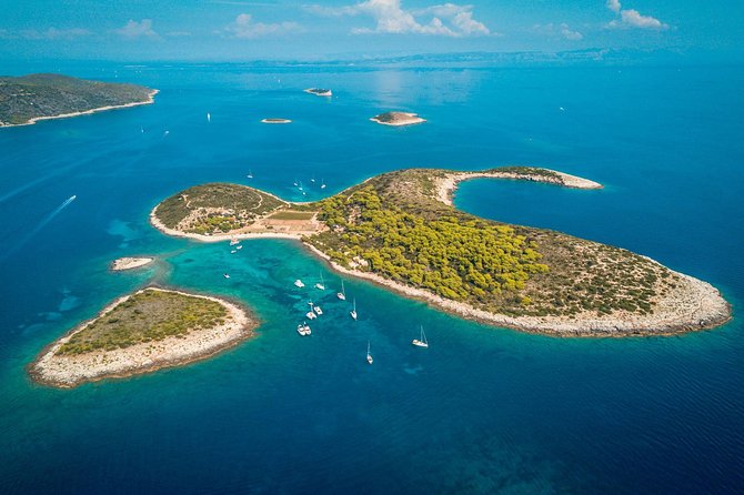 Blue Cave and Hvar Tour from Trogir - Hvar Town and Fortica: your long sightseeing and lunch block