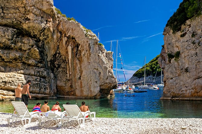 Blue Cave and Pakleni Islands group Tour from Hvar - Stiniva Cove: How to Access the Beach and Why It’s So Popular