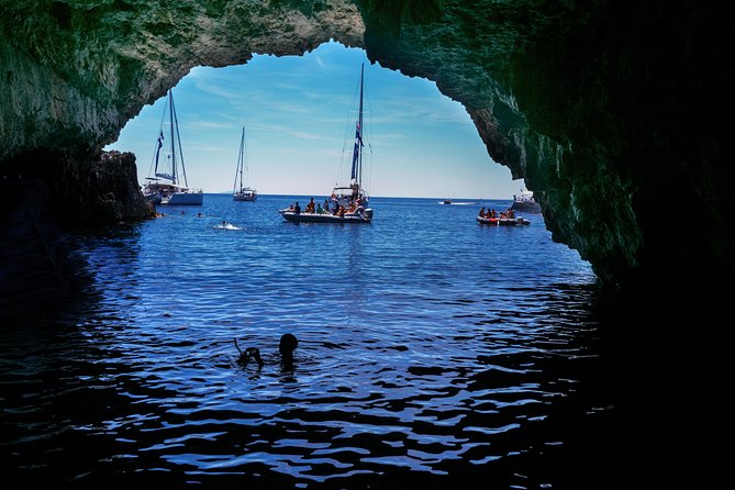 Blue Cave and Pakleni Islands group Tour from Hvar - Meeting in Hvar and Getting Ready for a Speedboat Day