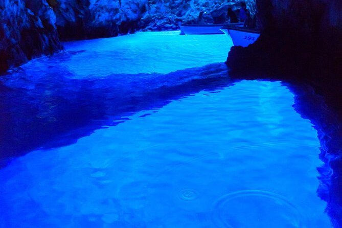 Blue Cave and Town Hvar with 5 Island Boat Tour - Key things to know before you go