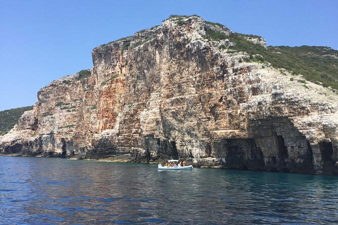 Blue Cave and Town Hvar with 5 Island Boat Tour - Hvar town and Pakleni islands: your 90-minute dose of old stone and sea views