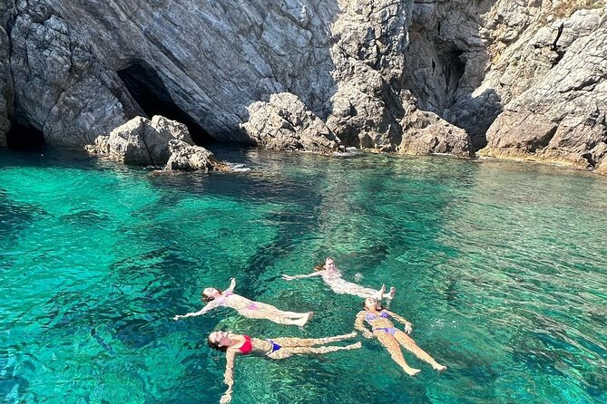 BLUE CAVE&GREEN CAVES /ŠUNJ beach Speedboat tour- WITH DRINKS - Entering The Cave Circuit From Dubrovnik’s Lapadska Obala