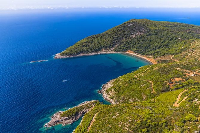 BLUE CAVE&GREEN CAVES /ŠUNJ beach Speedboat tour- WITH DRINKS - Price and Value for a 4-Hour Island Day