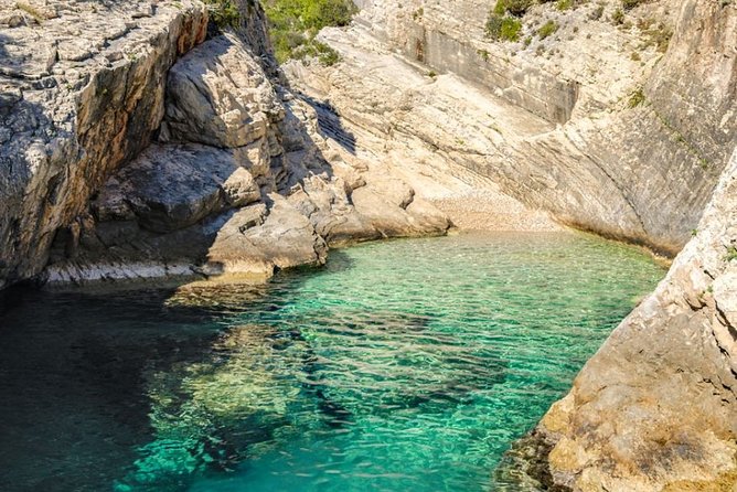 Blue cave group tour with swimming and snorkelling from Hvar - Stop 1: Blue Cave time, what you are really paying for