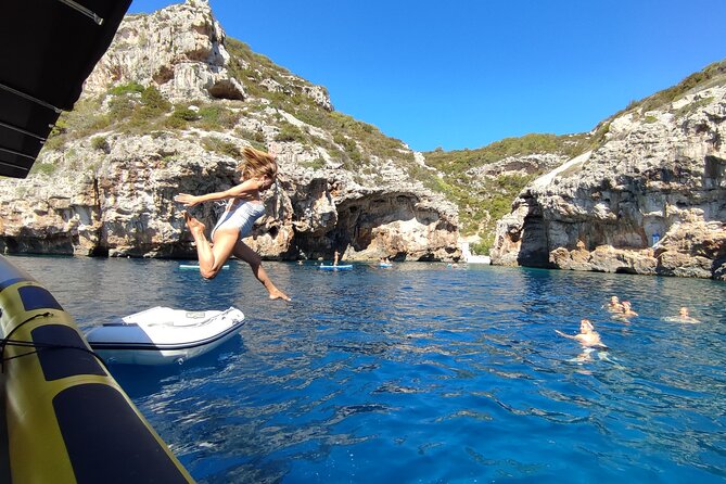 Blue cave & Hvar, 5 islands speed boat tour with unique boats from Split - Timing and meeting point: the 7:00 am start from Prokurative