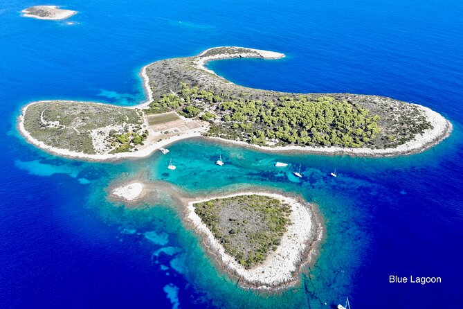 Blue cave, Mamma Mia and Hvar, 5 islands speedboat tour - Komiža on Vis: fishing-village time that feels real