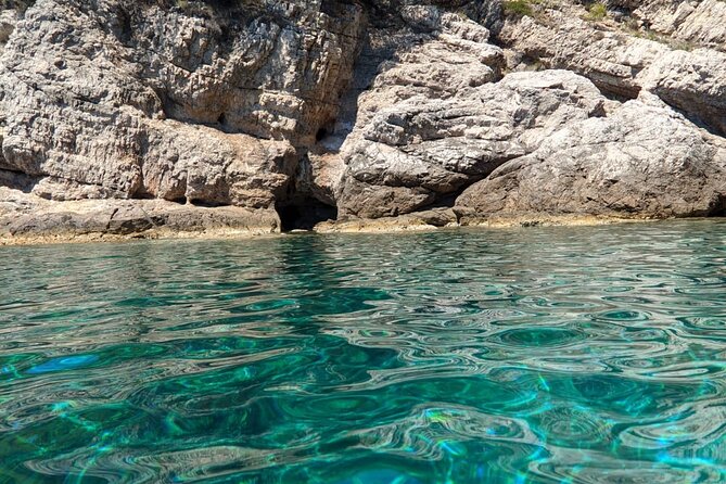 Blue cave tour - 4 caves and sandy beach - What’s included in the price, and what to budget for anyway