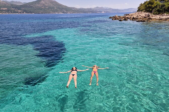 Blue & Green Cave Experience: Drinks, Snorkeling & Šunj Beach - Drinks, snorkeling equipment, and what they mean for your comfort