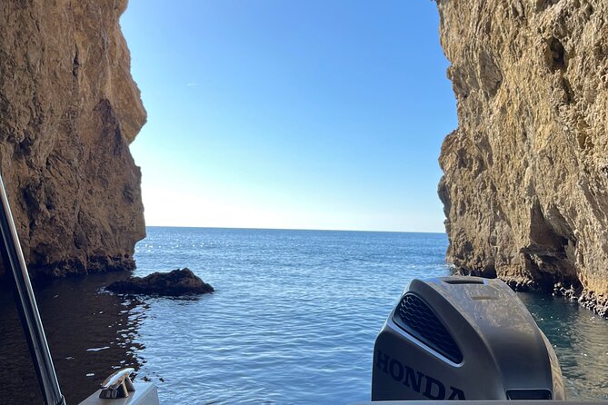 Blue & Green Cave,Sunj beach Small Group Tour with Speedboat - Practical logistics that will save you stress