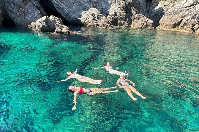 Blue & Green cave,Šunj beach - with drinks small group speedboat - Speedboat comfort: small group, small boat, big views