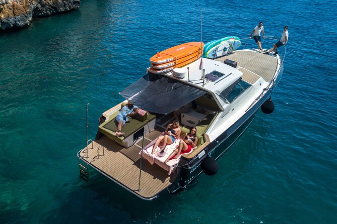 Blue & Green cave tour with yacht from town Hvar - Price and What Actually Drives the Value