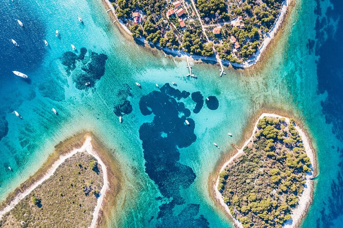 Blue Lagoon & 3 Islands Private Boat Tour - Trogir’s UNESCO streets in one hour, plus that bell-tower view