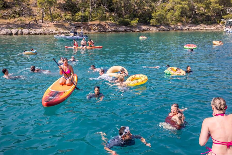 Blue Lagoon & Islands Day Cruise from Split with Lunch - Leaving Split: St. Nicholas Pier and a Straightforward Day Plan