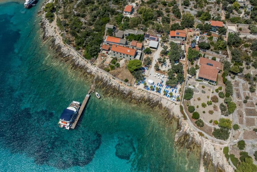 Blue Lagoon & Islands Day Cruise from Split with Lunch - Šolta Island and Maslinica: Village Walks, Beach Breaks, and a Shipwreck Area