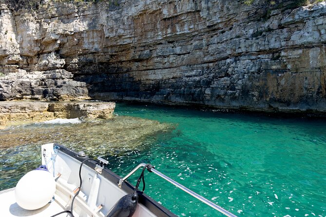 BOAT & KAYAK! Sea Adventure - Snorkeling & Cliff Jumps - The Cave and Passageway Moment: Beautiful, But Sometimes Busy