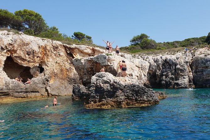 Boat tour swimming snorkeling south Istria Kamenjak Premantura - The 4-hour flow: Premantura bays, Porer lighthouse, and the Kamenjak cave