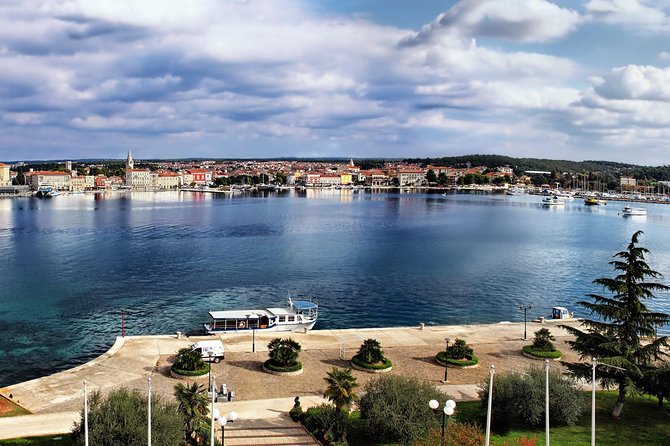 Boat trip to Rovinj and Vrsar from Poreč with lunch - On Board Experience: Crew Attitude, Music, and On-Deck Life