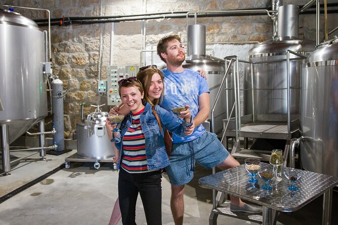Brewery Tour with Food included - What you eat with your beer: traditional bites and burger-style snacks