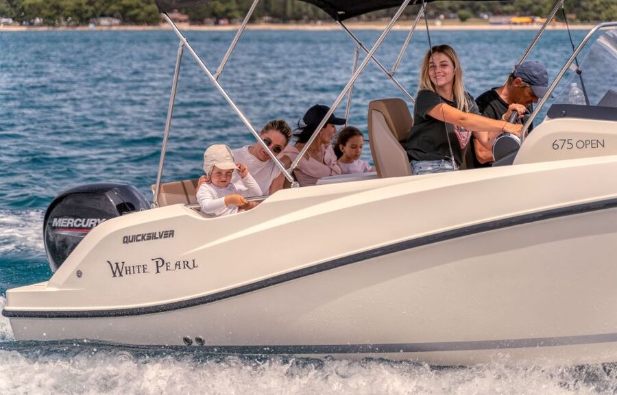 Brijuni Islands: Sunset & Dolphins private boat tour - The Speedboat Segment and Why It Feels Like Momentum, Not Hustle
