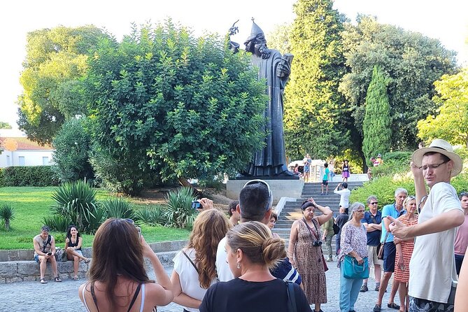Chill Private Walking Tour of Diocletian's Palace - Fruit’s Square and the Croatian layer outside the palace walls