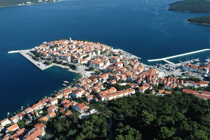City tour Korčula - private walking tour - Guides Marko and Suncana: what their style adds to the walk