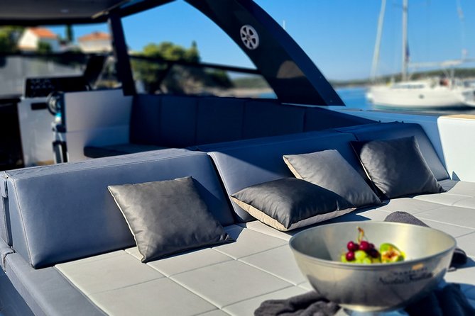 Colnago 45 - Luxury Private Speedboat Tours - Meeting point timing: 10:00 am, Hvar waterfront, and a flexible 4 to 8 hours
