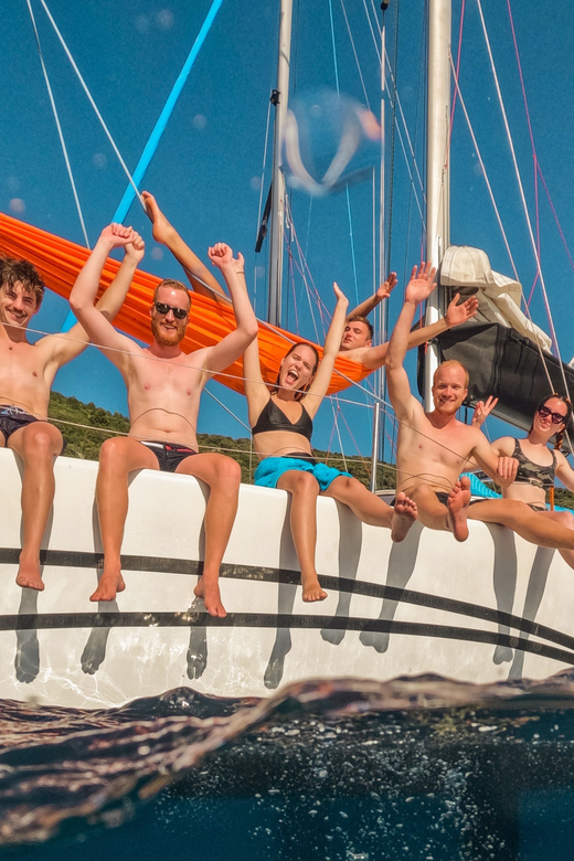 Cres: Sailing Experience Day-Trip - Meeting at the CresSail sign, then getting moving at 9:00 AM