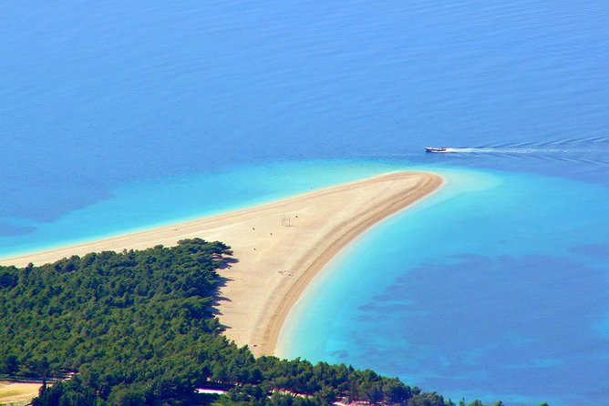 Croatia Luxury Villa and Yacht Combo Package on Korcula Island - Why This Korčula Villa and Yacht Combo Works So Well