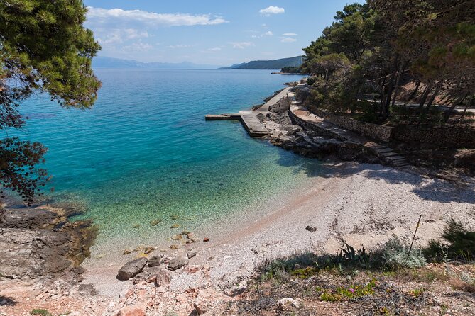 Cycle Hvar Tour - Bikes, Pace, and Safety on 20 to 27 Kilometers