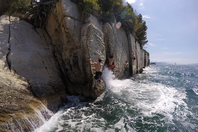 Deep Water Solo and Cliff Jumping Tour in Split - Why this deep-water solo setup feels special outside Split