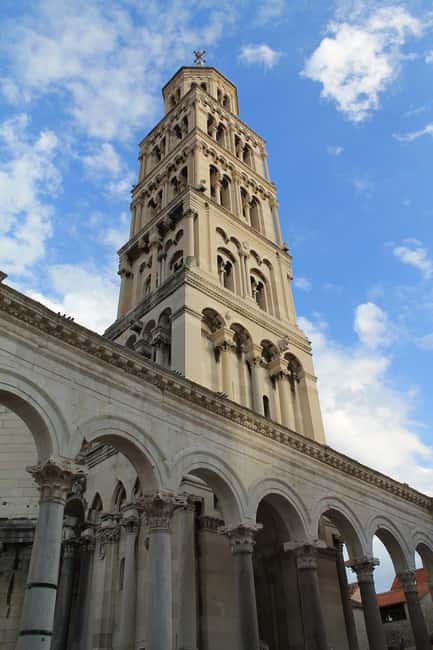 Diocletian's Palace and Old Town SMALL GROUP Walking Tour - Finding Golden Gate, and why the start matters in Split