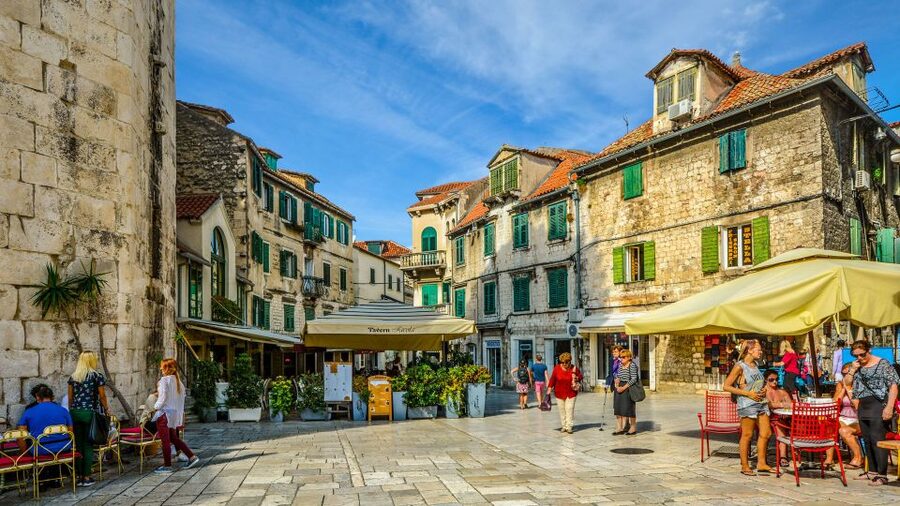 Discover The Old Town Split 1.5h walking Small group tour - Who this Split Old Town walk suits best