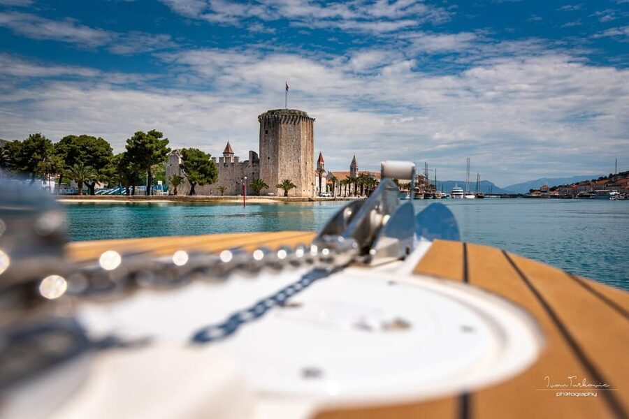 Discover Trogir: Guided Walking Tour of a Medieval Gem - Town Gate: walking through the city’s former control point