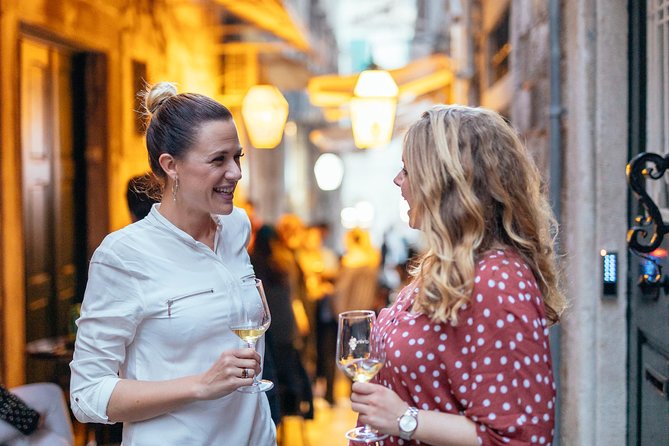 Drinks & Bites in Dubrovnik Private Tour - Wine bar in Old Town: sparkling wine with anchovies and lemon